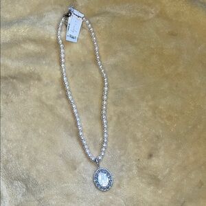 NWT Iris & Lily blessed mother necklace